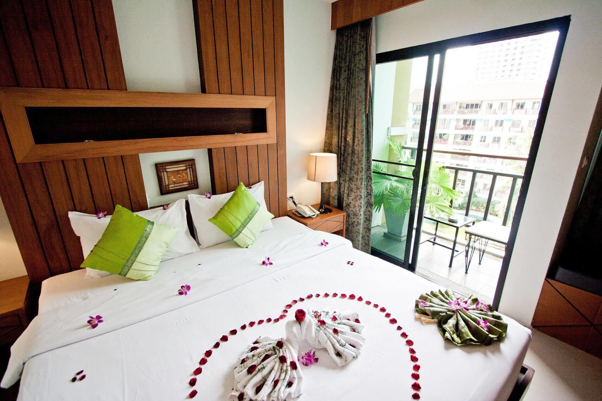 The Chambre Patong Exterior foto